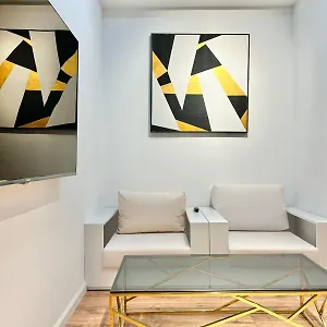 Апартаменты Center - Next To -2br, Тбилиси